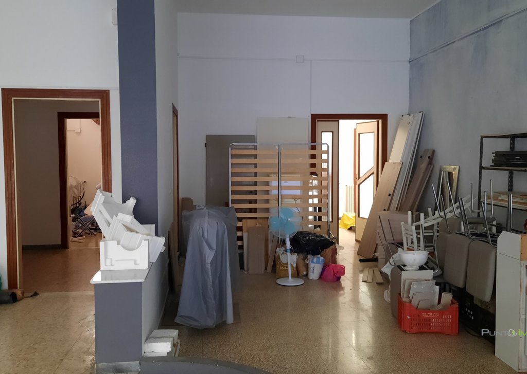 ufficio / studio in vendita  via santa margherita 24, Brindisi, località centro