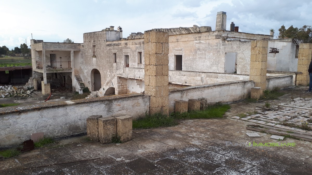Rustico - Cascina BRINDISI vendita  Brindisi  Punto Immobiliare