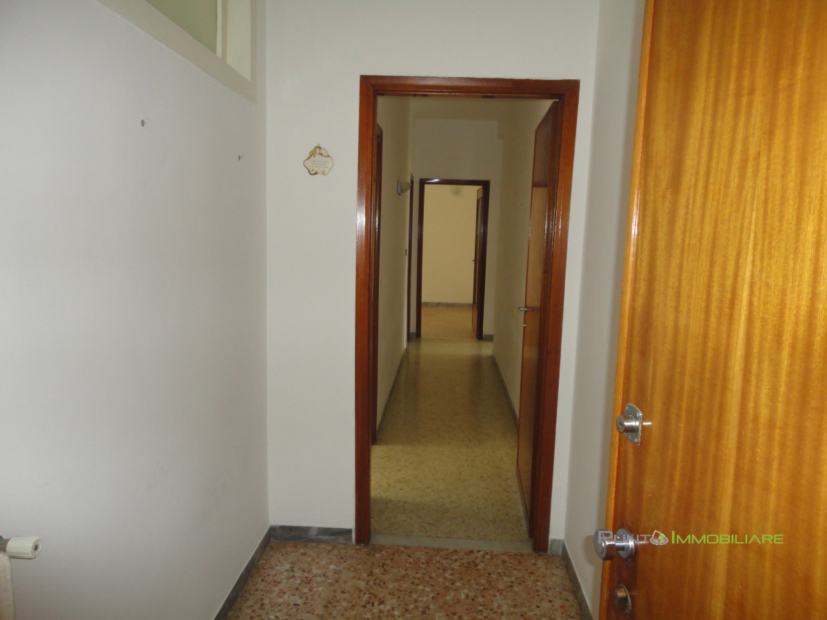 Appartamento BRINDISI vendita  Brindisi  Punto Immobiliare