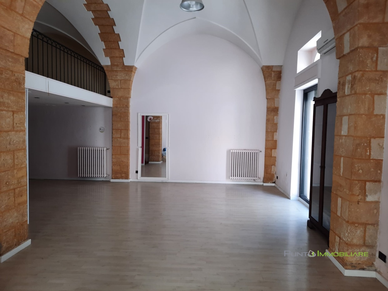 Locale Commerciale Brindisi BR1358732