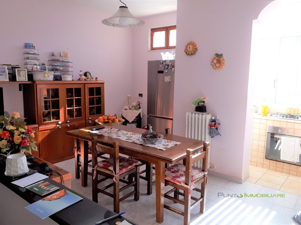 Appartamento BRINDISI vendita  Brindisi  Punto Immobiliare