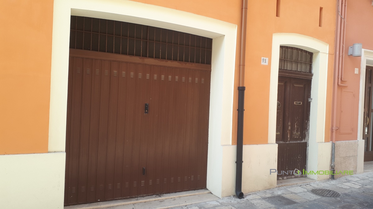 Villa Unifamiliare - Indipendente BRINDISI vendita  Brindisi  Punto Immobiliare