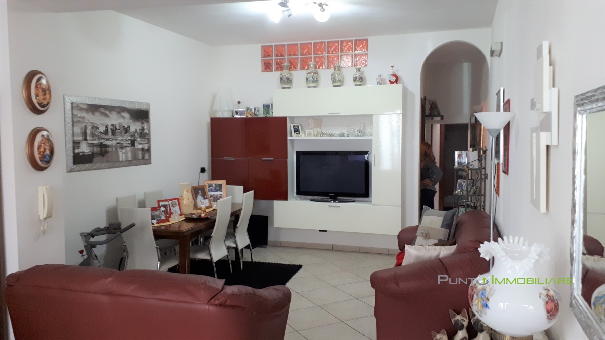 Villa Unifamiliare - Indipendente BRINDISI vendita  Brindisi  Punto Immobiliare